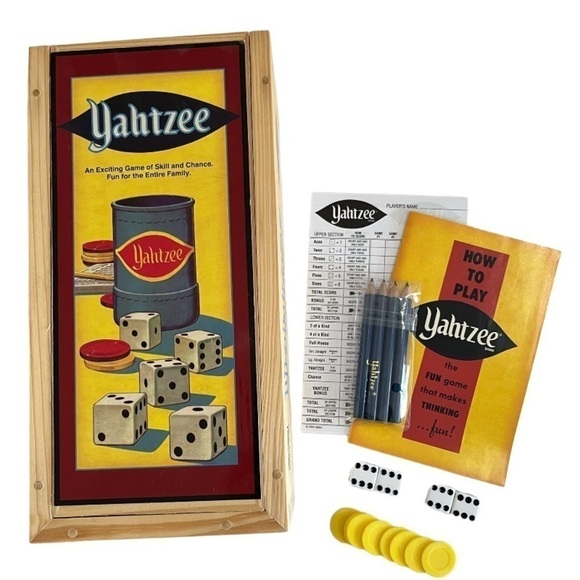 Classic Yahtzee Nostalgia Edition with Wooden Storage Box - Picture 1 of 5